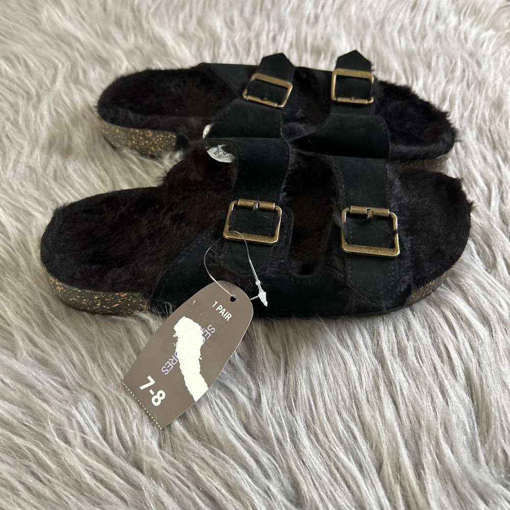 Secret Treasures Buckle Sandals Womens Size 7-8 Black Lined Shoes Slip On Fuzzy